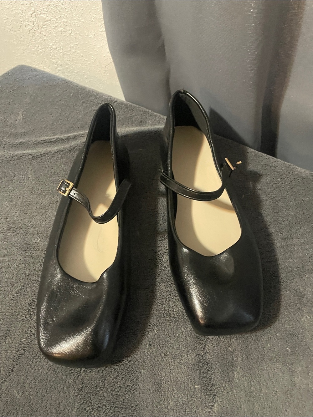 Black Square-Toe Mary Jane Flats with Adjustable Buckle Strap. NWOT